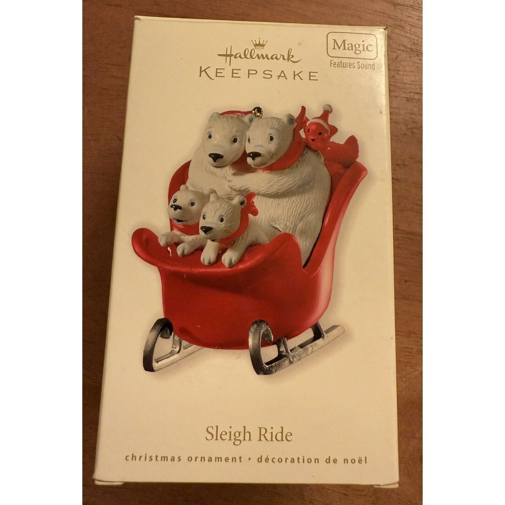 Hallmark Keepsake Ornament 2010 Sleigh‎ Ride Magic Sound Family Bears red white
